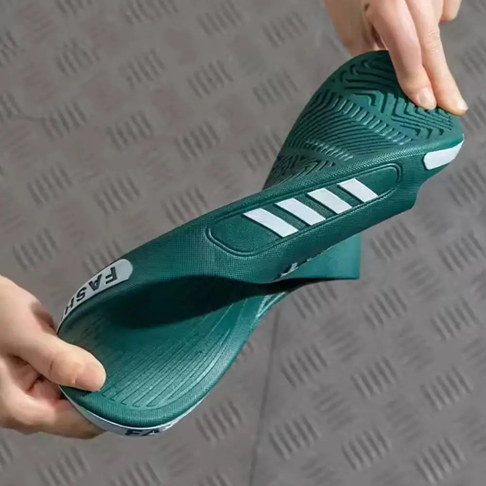 Fashion Slippers Summer Flat Sole Home Slippers Size 36-46 Open Toe Trend Slides Couple Light Beach Shoes Sandals For Women Man